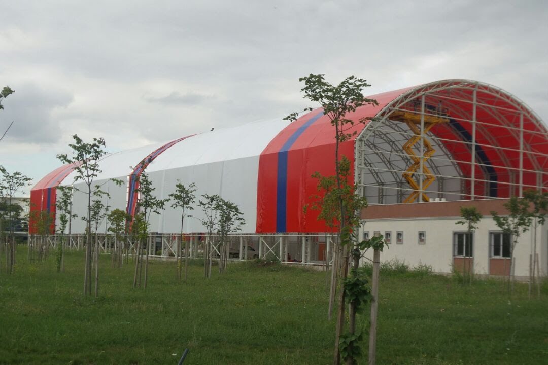 halı saha brandası montajı